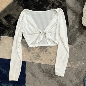 White long sleeve crop top
